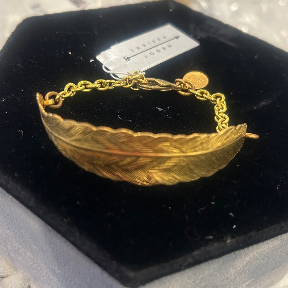 Artisan Crafted Curved Feather Bracelet -NWT